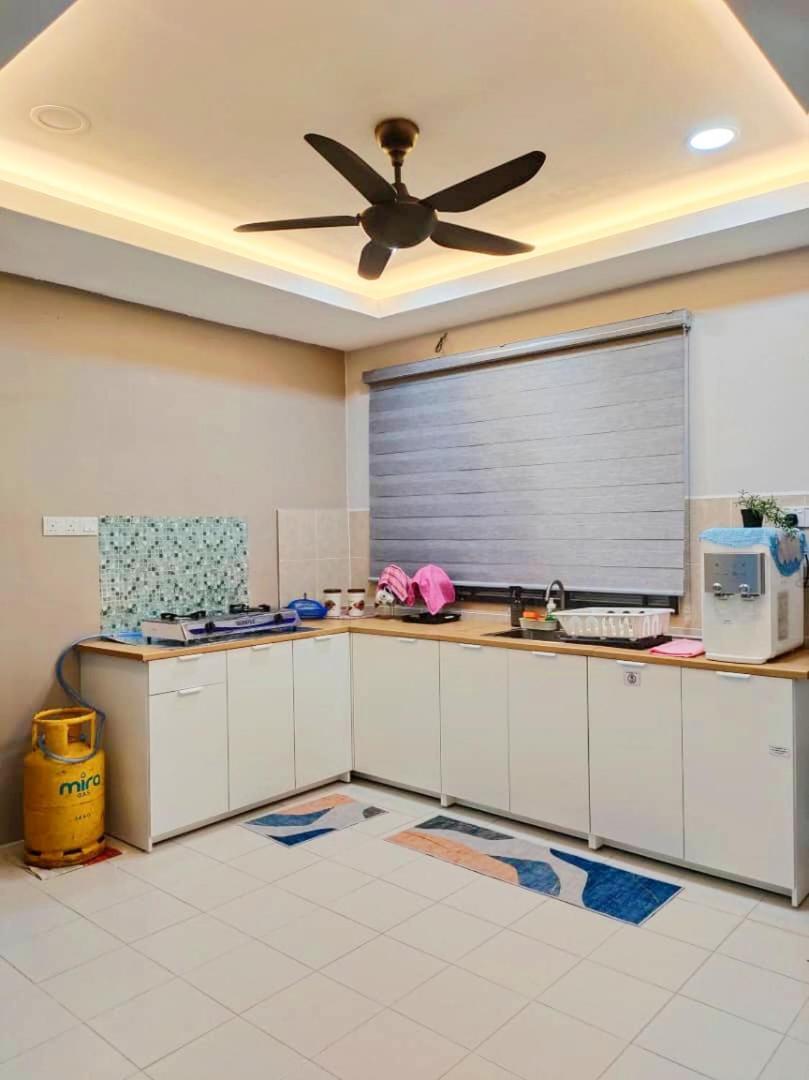 Zen Clan Scientex With Wifi, Aircond, Water Heater Apartment